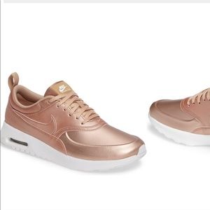 air max thea noir et rose